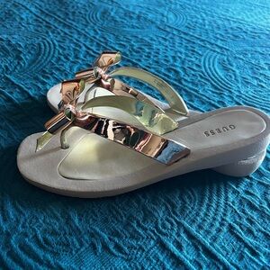 Guess Rose Gold Mellatic Bow Beach Stylish Sandals size 36